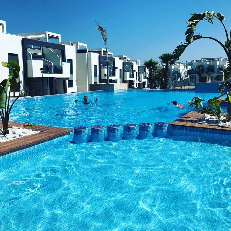 2 soveværelse Penthouse til salg i Punta Prima med swimmingpool garage - € 279.000 (Ref: 9568077)