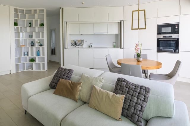 2 chambre Penthouse à vendre à Campoamor, Orihuela avec piscine garage - 395 000 € (Ref: 9568078)