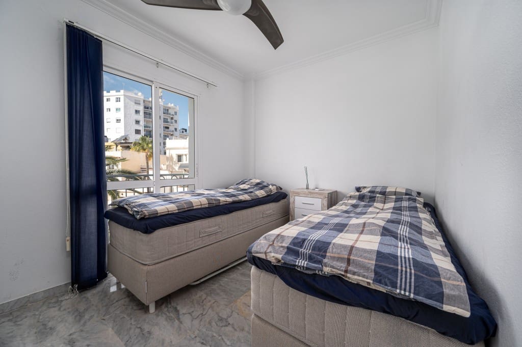 2 soverom Penthouse til salgs i Nerja med svømmebasseng - € 459 000 (Ref: 9570706)