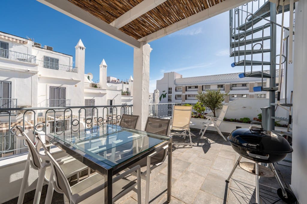 2 soverom Penthouse til salgs i Nerja med svømmebasseng - € 459 000 (Ref: 9570706)