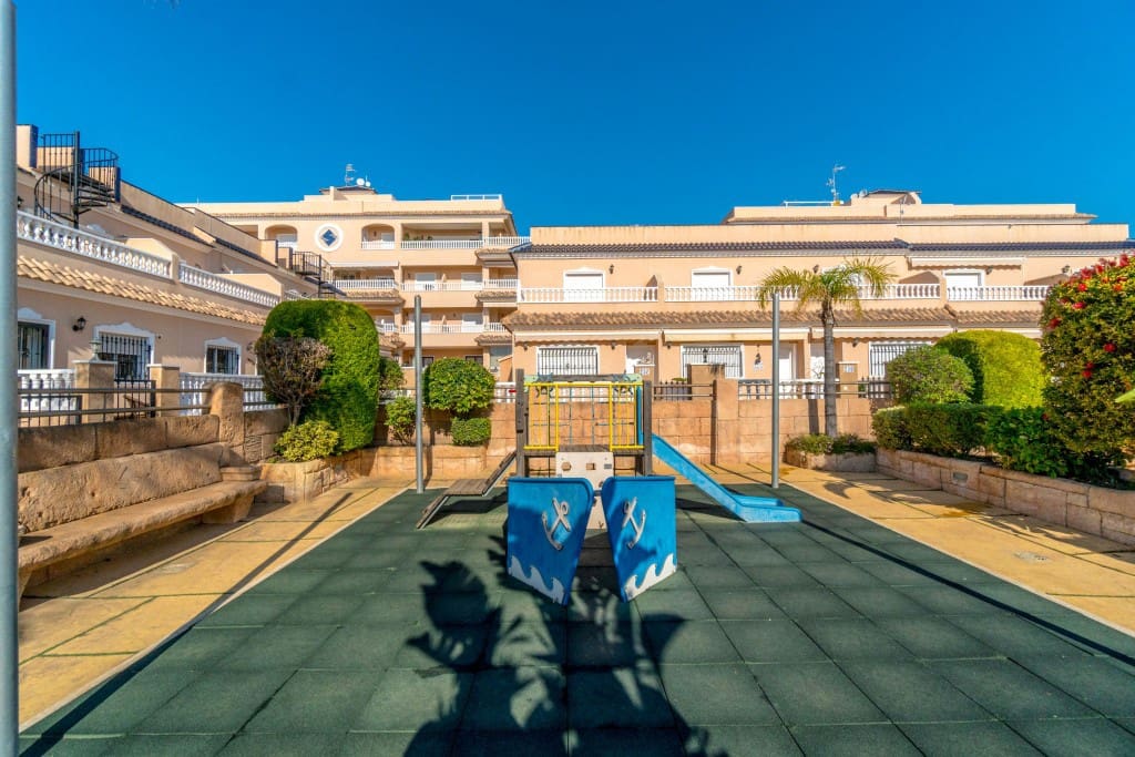 2 sovrum Hus till salu i Los Dolses med pool - 215 000 € (Ref: 9573987)