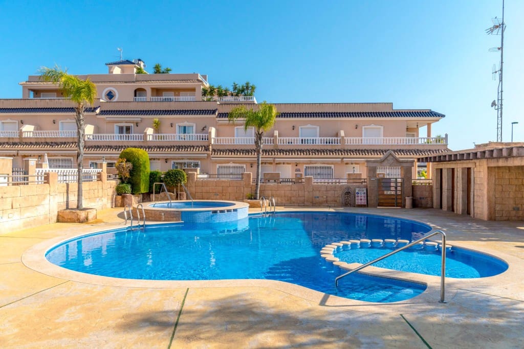 2 sovrum Hus till salu i Los Dolses med pool - 215 000 € (Ref: 9573987)