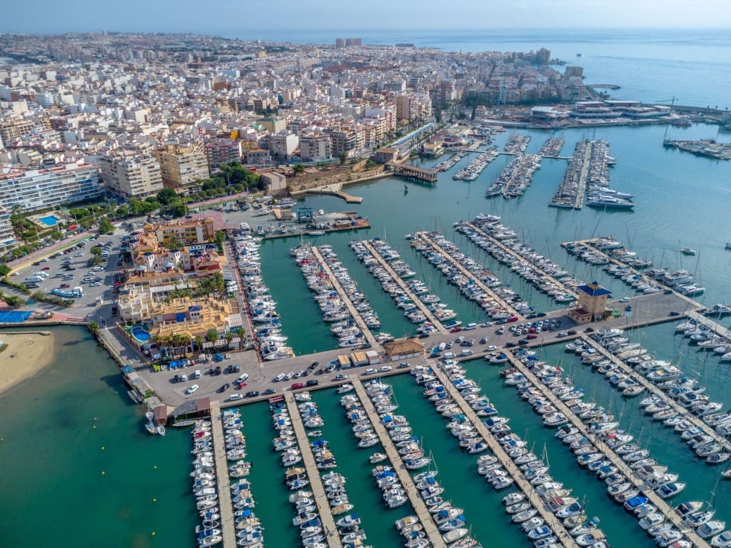 3 soverom Penthouse til salgs i Torrevieja med garasje - € 314 900 (Ref: 9573988)