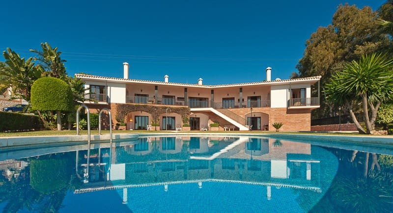 7 bedroom Villa for sale in La Capellania with pool - € 1,795,000 (Ref: 9585457)