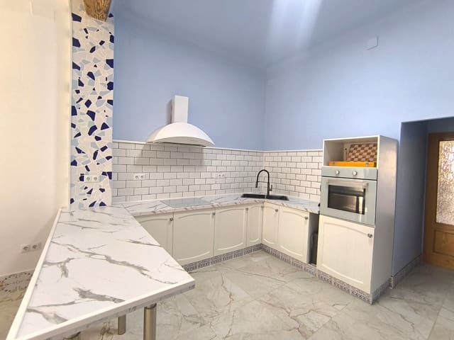 8 slaapkamer Huis te koop in Pinoso - € 250.000 (Ref: 10007702)