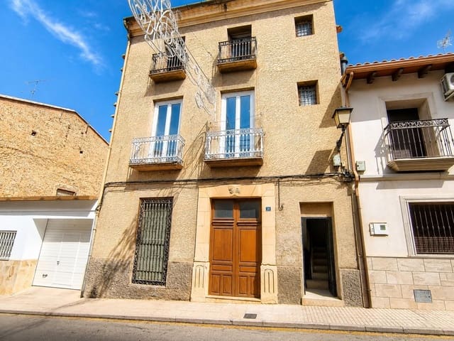 8 slaapkamer Huis te koop in Pinoso - € 250.000 (Ref: 10007702)