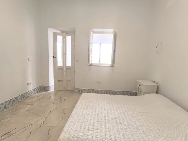 8 slaapkamer Huis te koop in Pinoso - € 250.000 (Ref: 10007702)