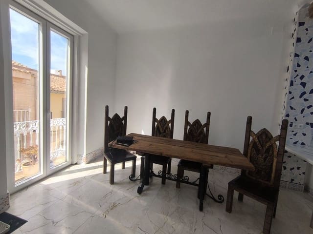 8 slaapkamer Huis te koop in Pinoso - € 250.000 (Ref: 10007702)
