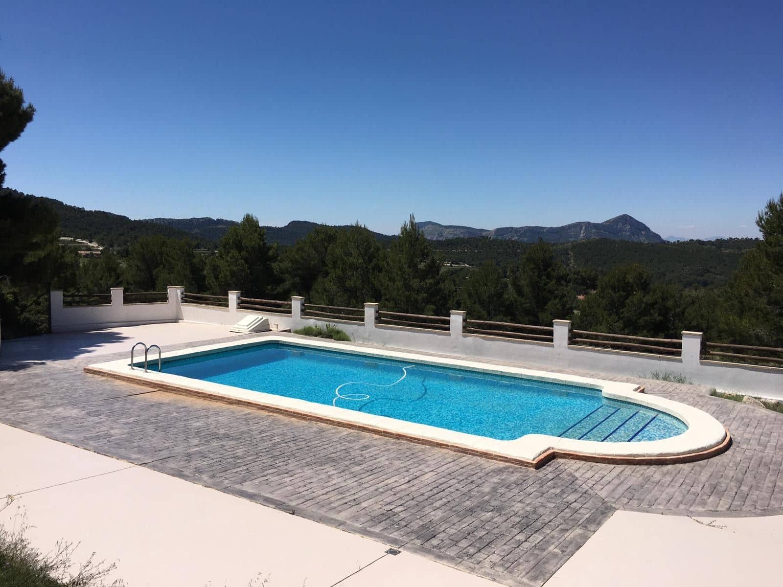 5 soveværelse Villa til salg i Castalla med swimmingpool - € 499.995 (Ref: 10014590)