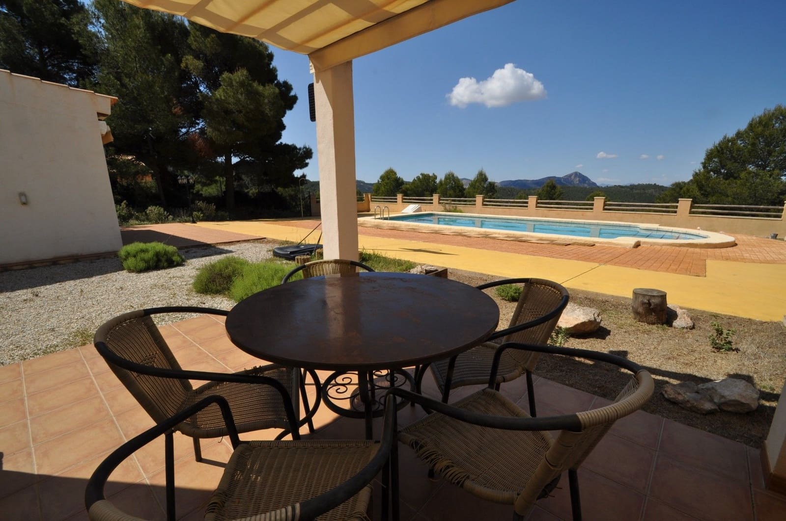 5 soveværelse Villa til salg i Castalla med swimmingpool - € 499.995 (Ref: 10014590)