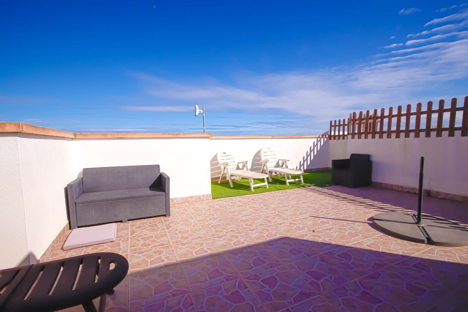 2 soveværelse Penthouse til salg i Playa Flamenca med swimmingpool - € 169.900 (Ref: 9236590)