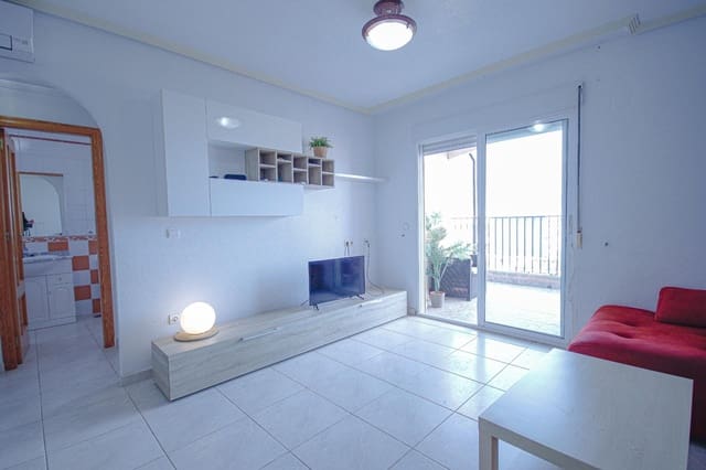 2 soveværelse Penthouse til salg i Playa Flamenca, Orihuela med swimmingpool - € 169.900 (Ref: 9236590)