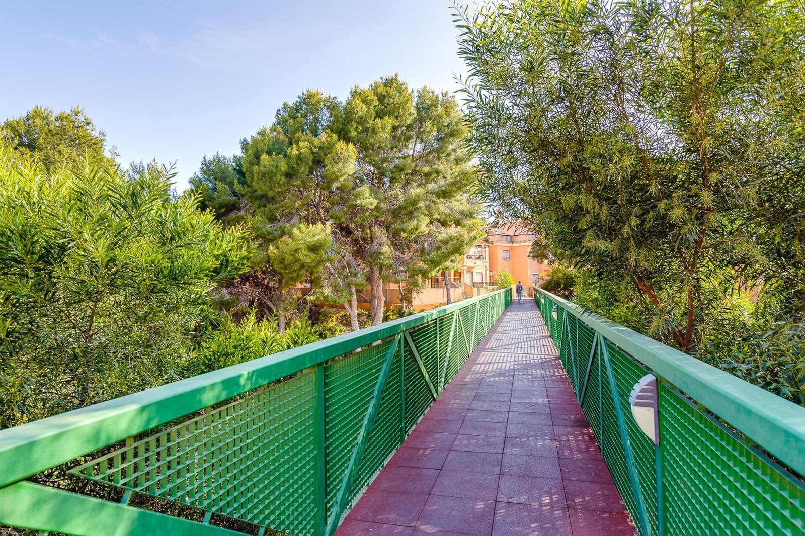 2 soveværelse Penthouse til salg i Playa Flamenca med swimmingpool - € 169.900 (Ref: 9236590)