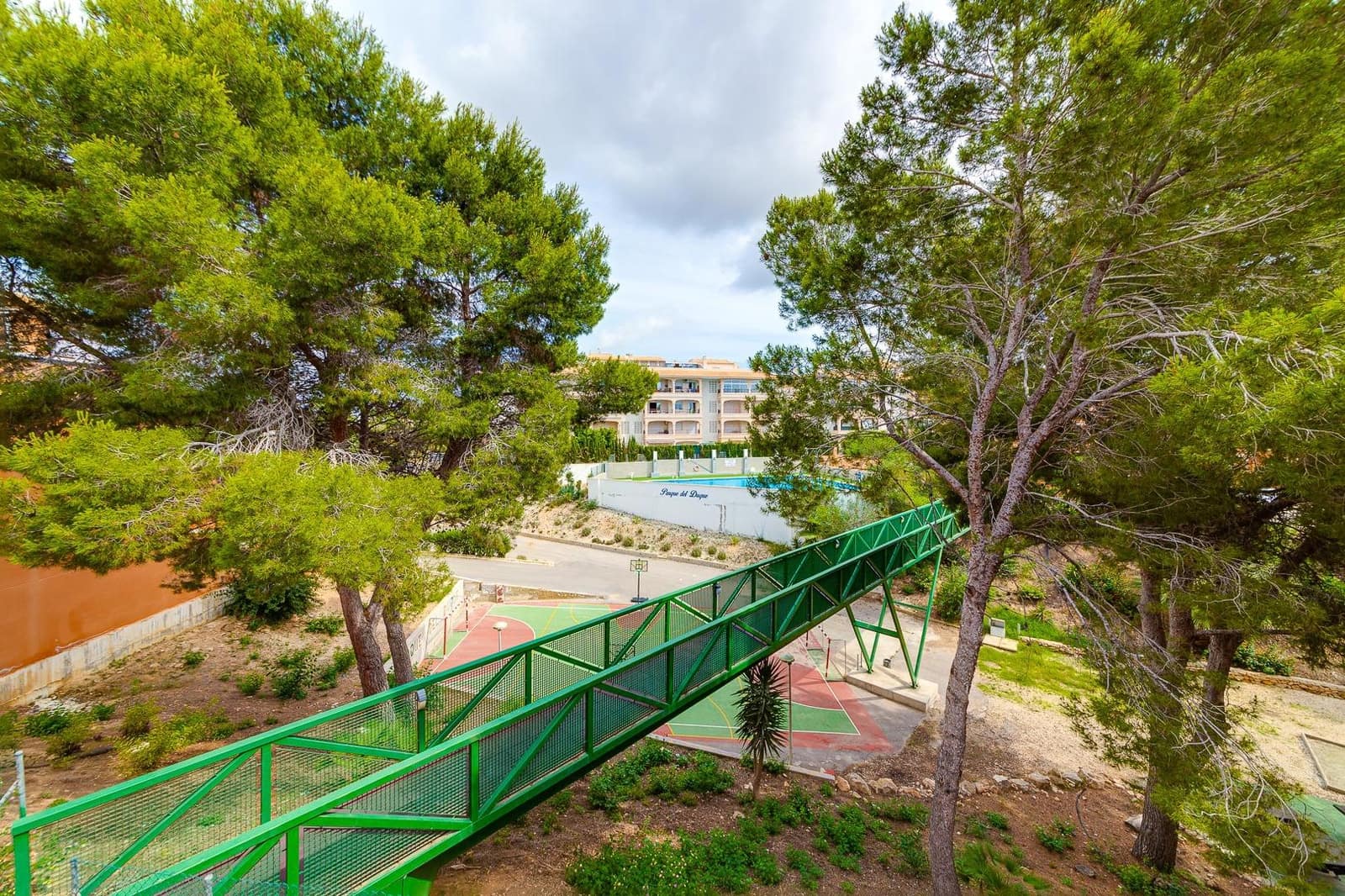 2 soveværelse Penthouse til salg i Playa Flamenca med swimmingpool - € 169.900 (Ref: 9236590)