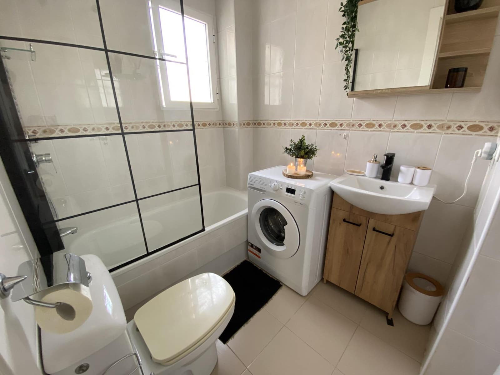 2 Zimmer Wohnung zu verkaufen in La Veleta mit Pool - 139.000 € (Ref: 9248781)