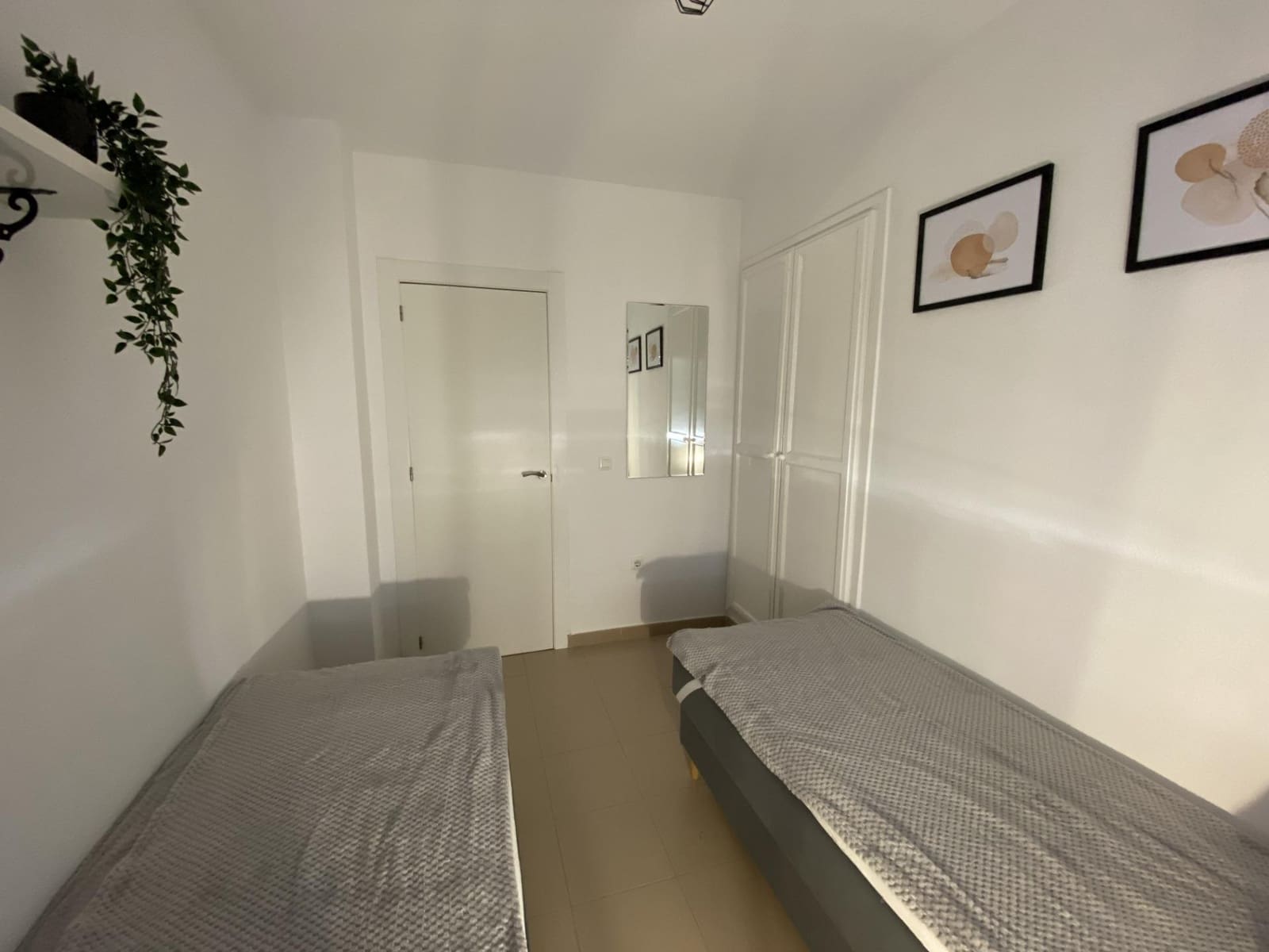 2 Zimmer Wohnung zu verkaufen in La Veleta mit Pool - 139.000 € (Ref: 9248781)