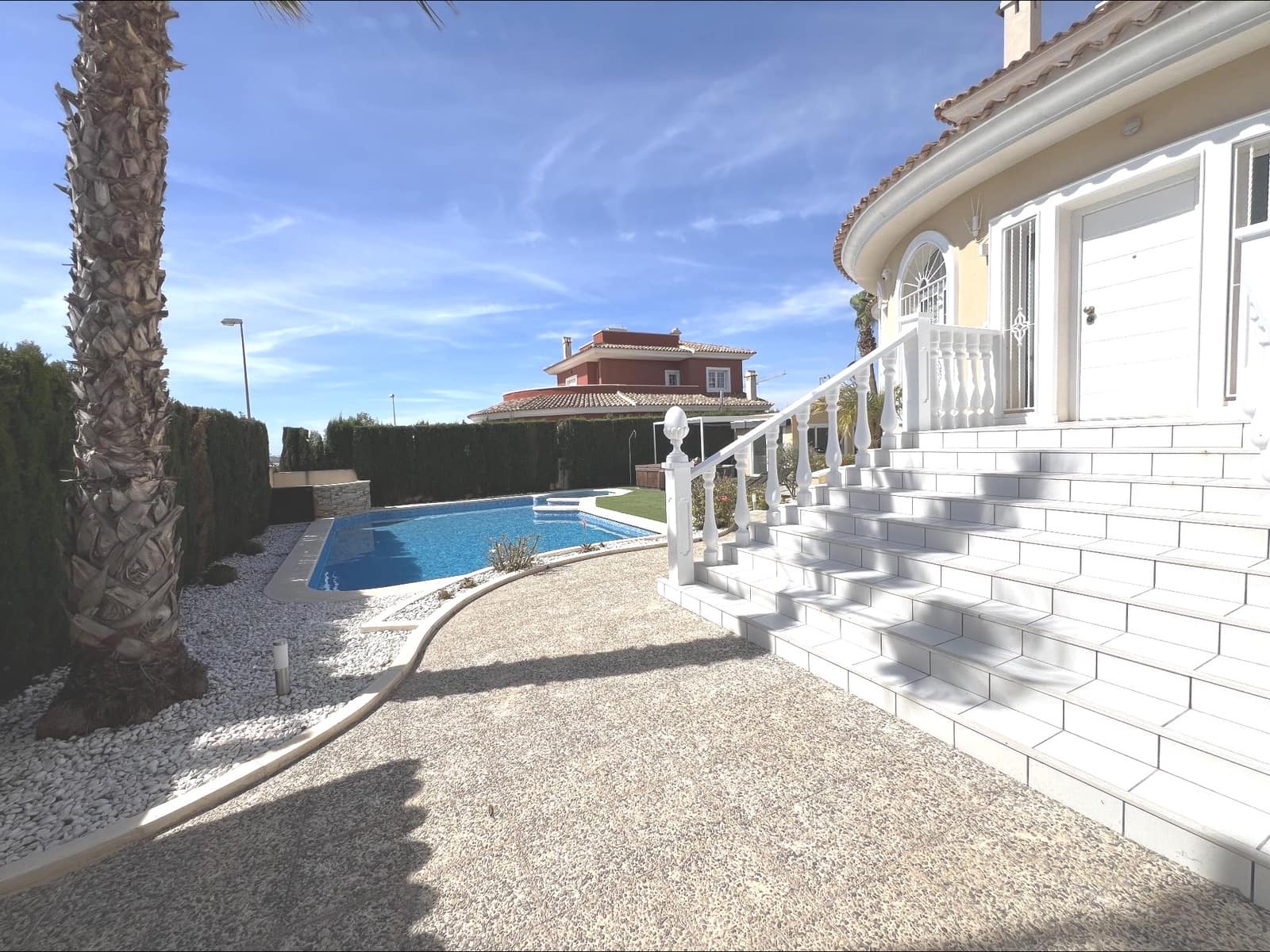 5 quarto Moradia para venda em Ciudad Quesada com piscina - 857 000 € (Ref: 9252561)