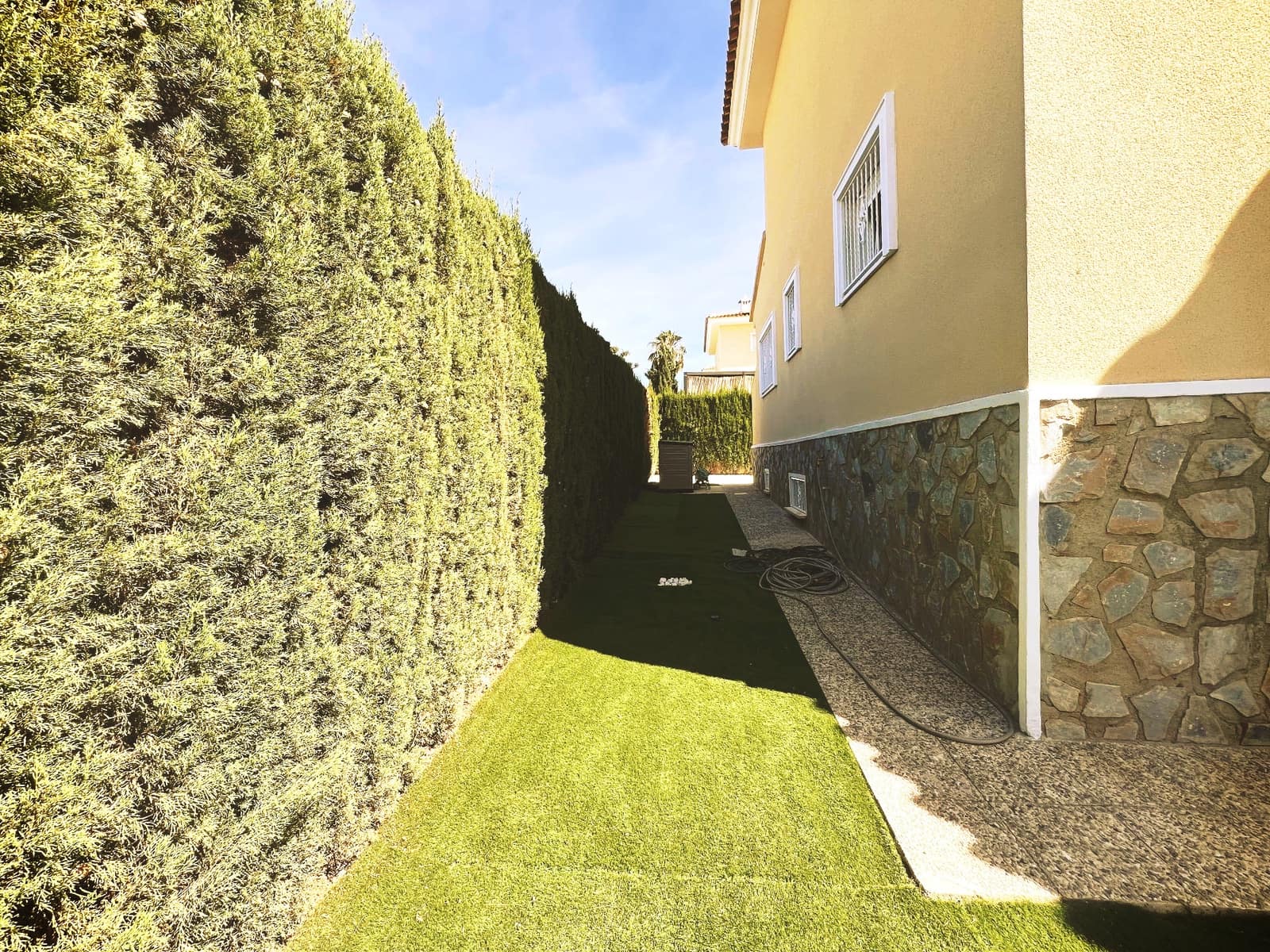 5 quarto Moradia para venda em Ciudad Quesada com piscina - 857 000 € (Ref: 9252561)
