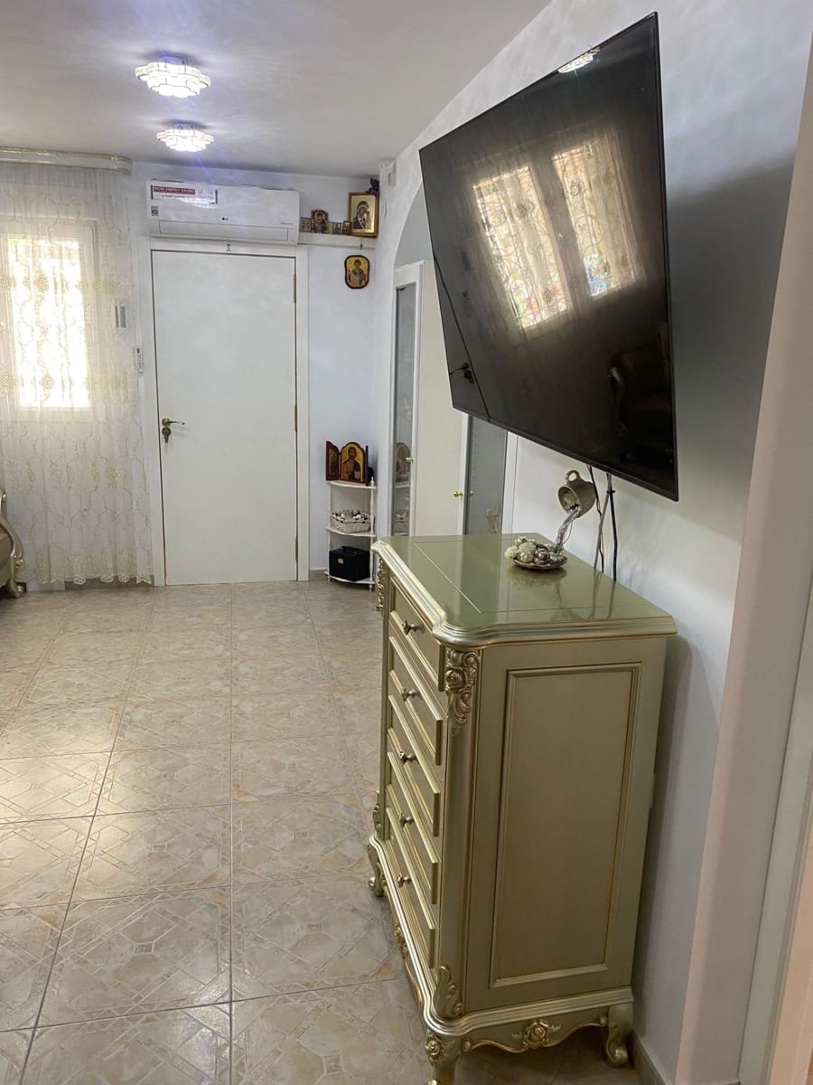 4 bedroom Villa for sale in Los Dolses with pool - € 225,000 (Ref: 9252568)
