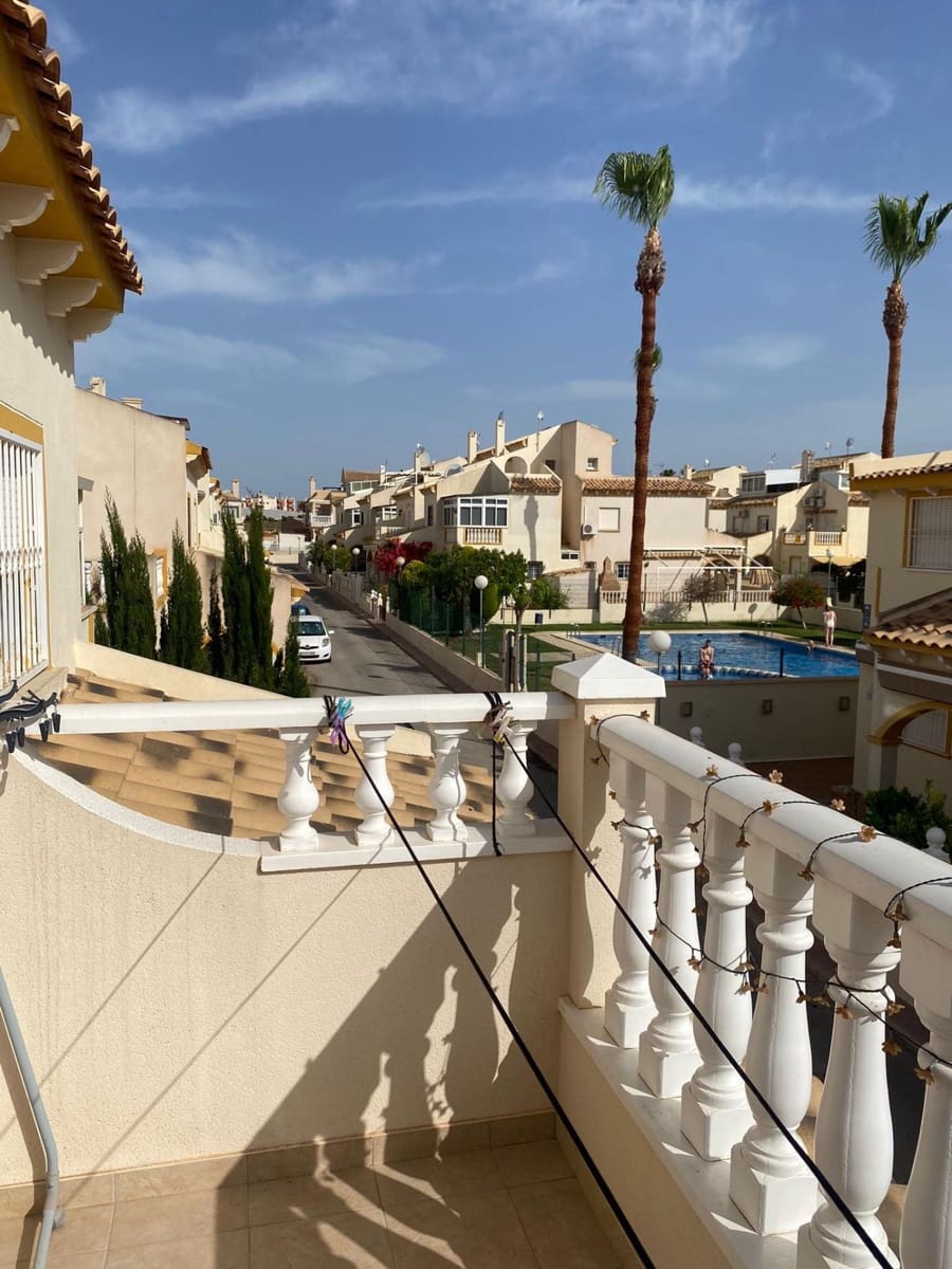 4 bedroom Villa for sale in Los Dolses with pool - € 225,000 (Ref: 9252568)