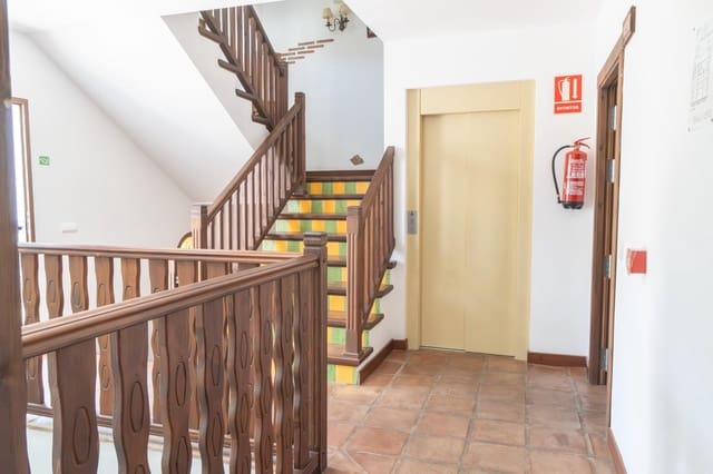 9 bedroom Hotel for sale in Torrox - € 800,000 (Ref: 9252571)