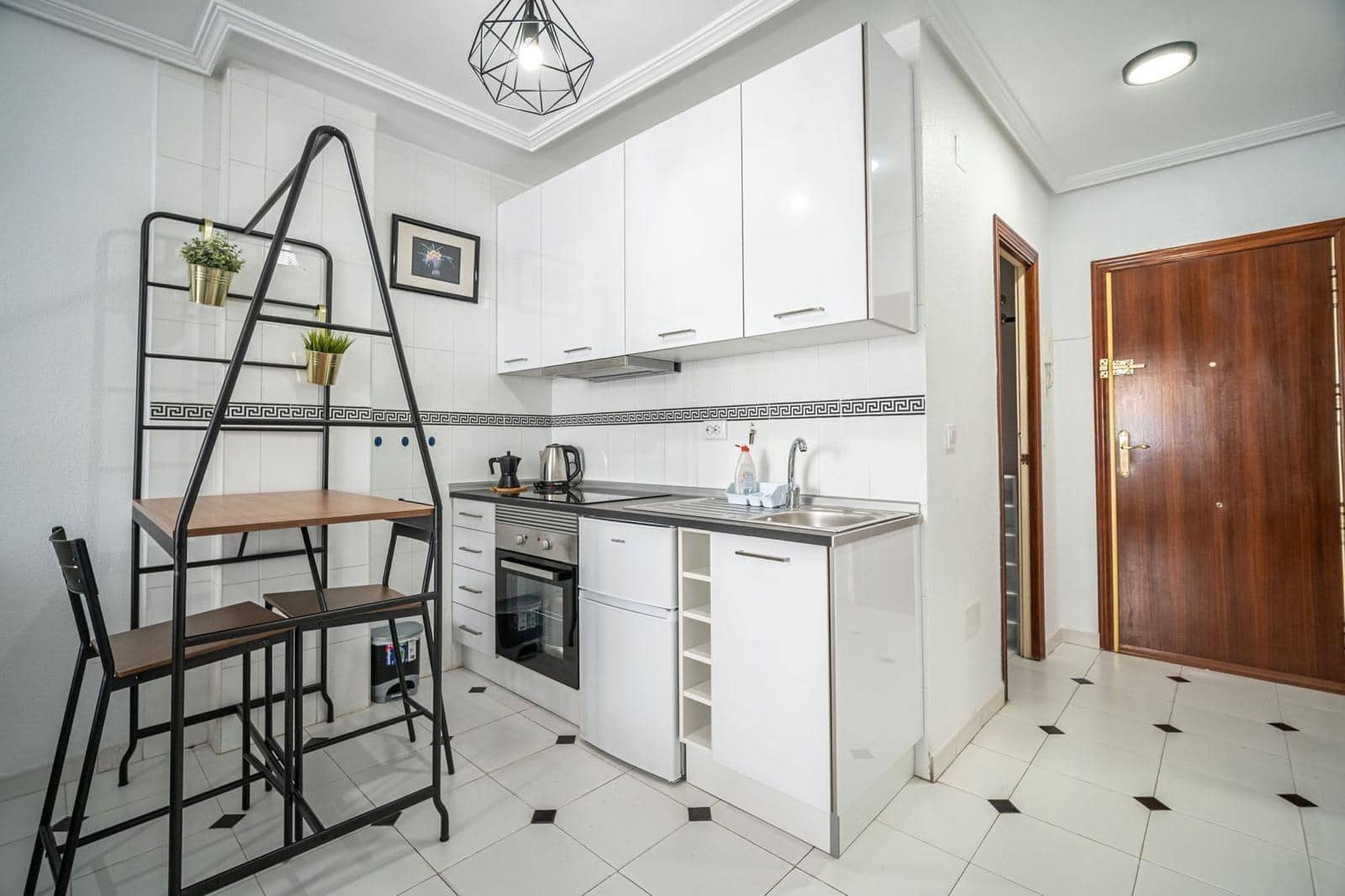 Studio til salg i Torrevieja - € 88.000 (Ref: 9253329)