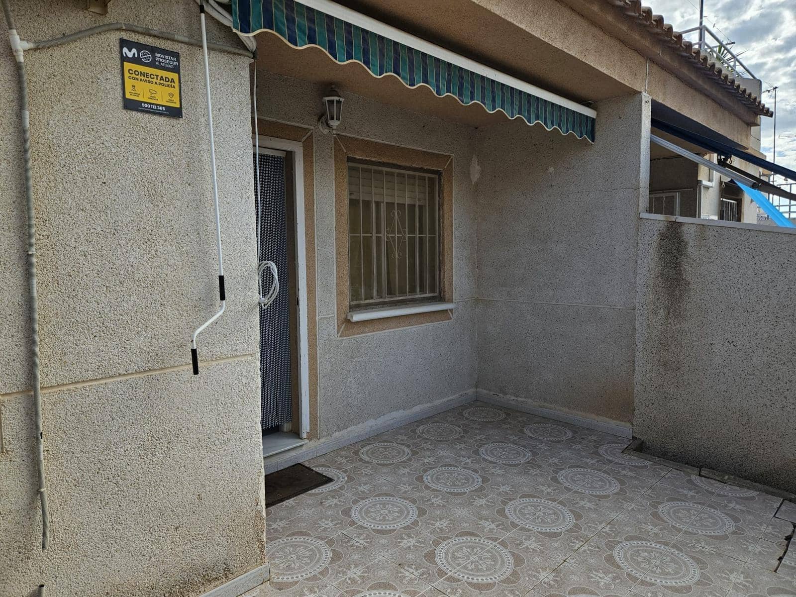 3 bedroom Semi-detached Villa for sale in La Zenia with pool - € 144,000 (Ref: 9272763)
