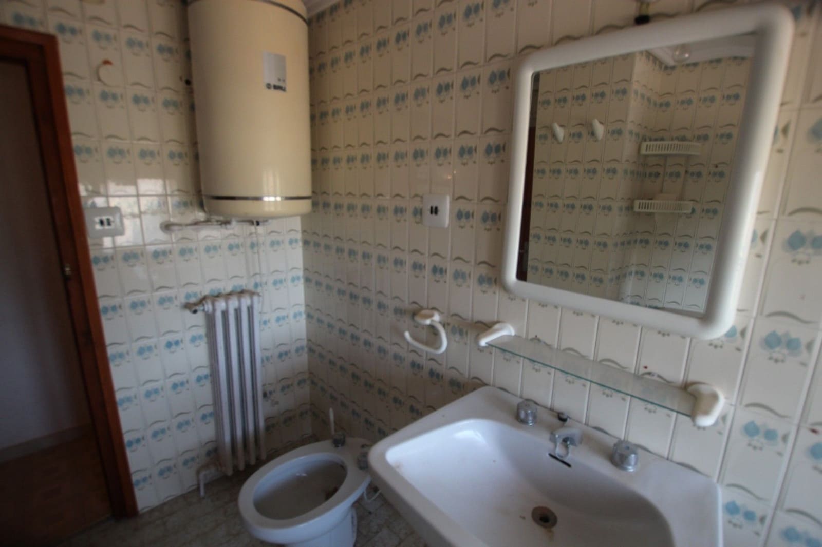 6 soverom Finca/Herregård til salgs i Torre del Rico med garasje - € 236 995 (Ref: 9313150)