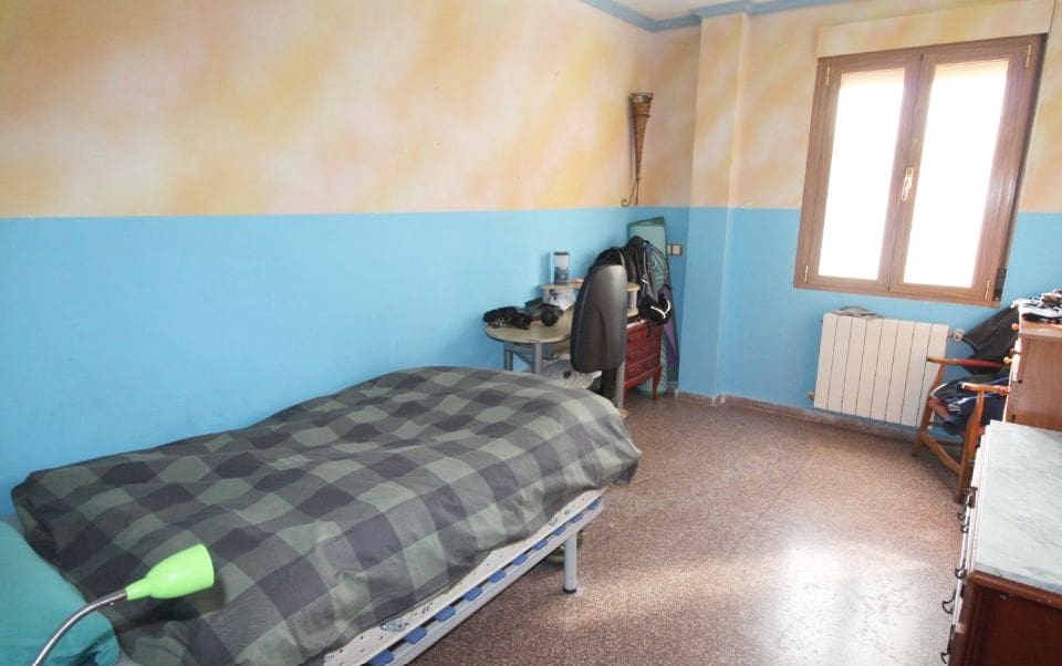 5 chambre Villa/Maison à vendre à Aspe avec piscine - 239 995 € (Ref: 9313386)