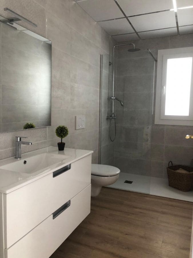 3 bedroom Villa for sale in Pinoso with pool - € 260,000 (Ref: 9313435)