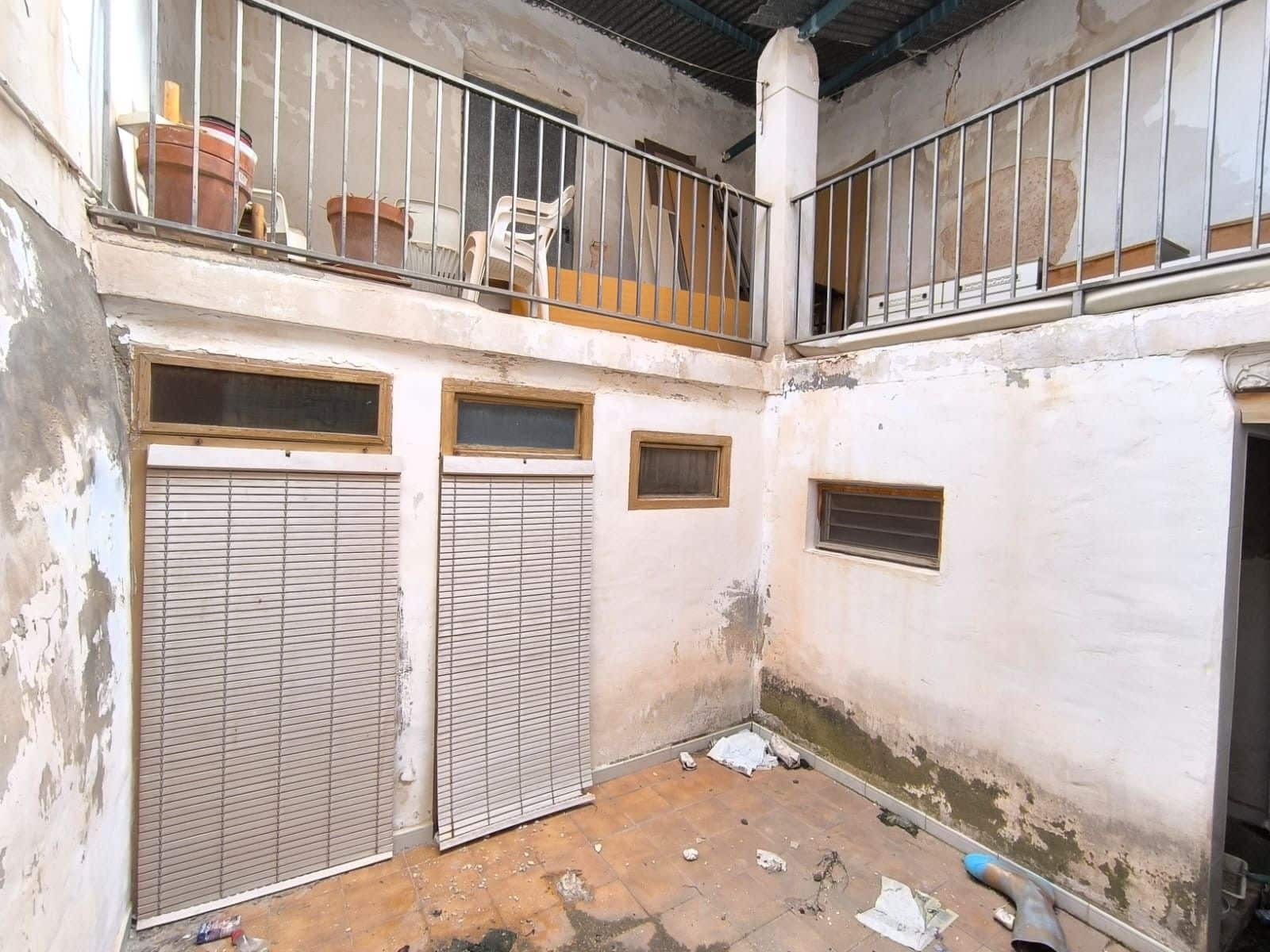 5 bedroom Townhouse for sale in Pinoso - € 72,000 (Ref: 9313555)