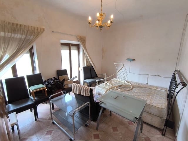 5 bedroom Townhouse for sale in Pinoso - € 72,000 (Ref: 9313555)