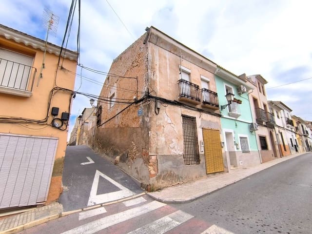 5 bedroom Townhouse for sale in Pinoso - € 72,000 (Ref: 9313555)