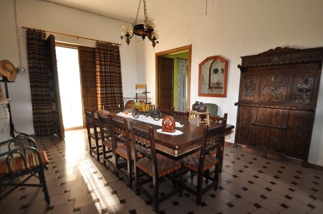 6 sypialnia Willa na sprzedaż w Fortuna z basenem garażem - 374 995 € (Ref: 9313637)