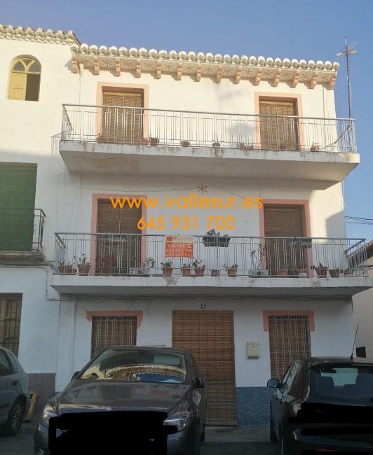 Casa de 5 habitaciones en Murchas en venta - 68.000 € (Ref: 5110033)