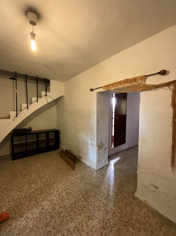 4 slaapkamer Huis te koop in Albuñuelas - € 59.000 (Ref: 9588068)