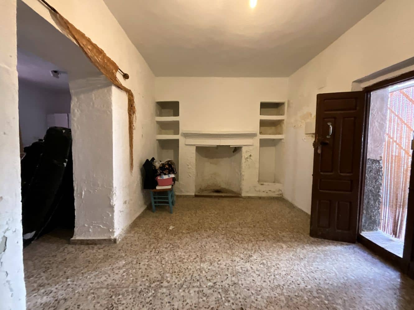 4 slaapkamer Huis te koop in Albunuelas - € 59.000 (Ref: 9588068)