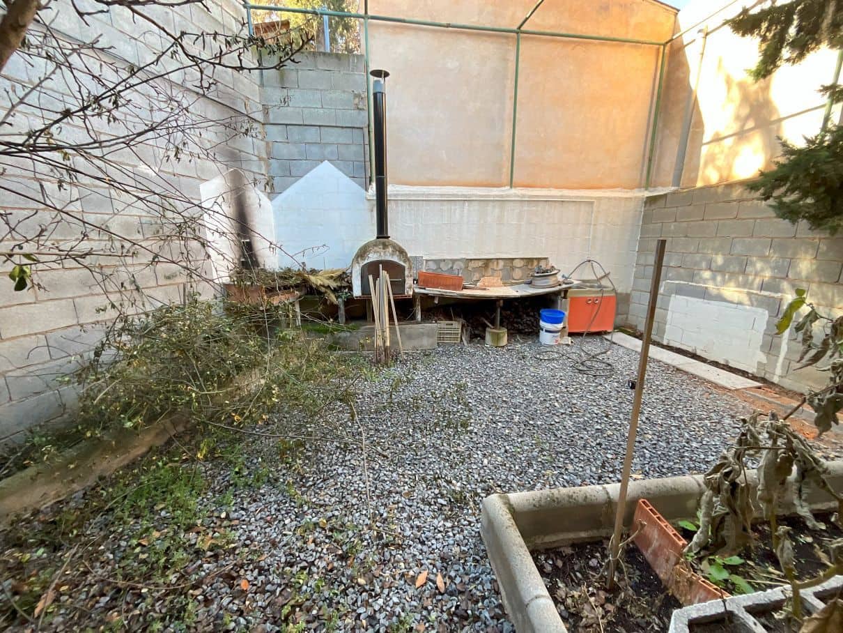 Haus zu verkaufen in Murchas - 99.900 € (Ref: 9588077)