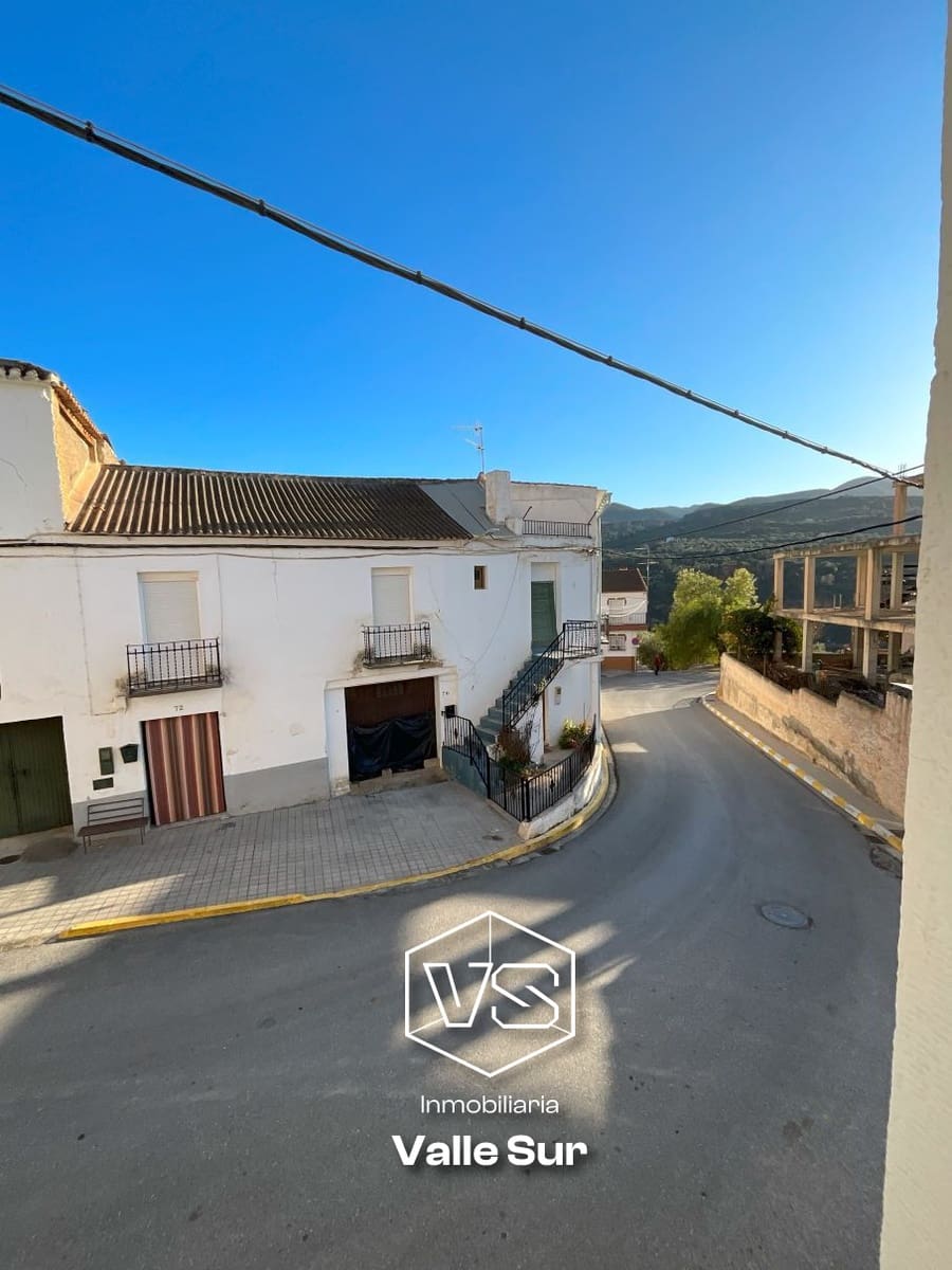 3 sovrum Hus till salu i Albunuelas med garage - 120 000 € (Ref: 9588079)