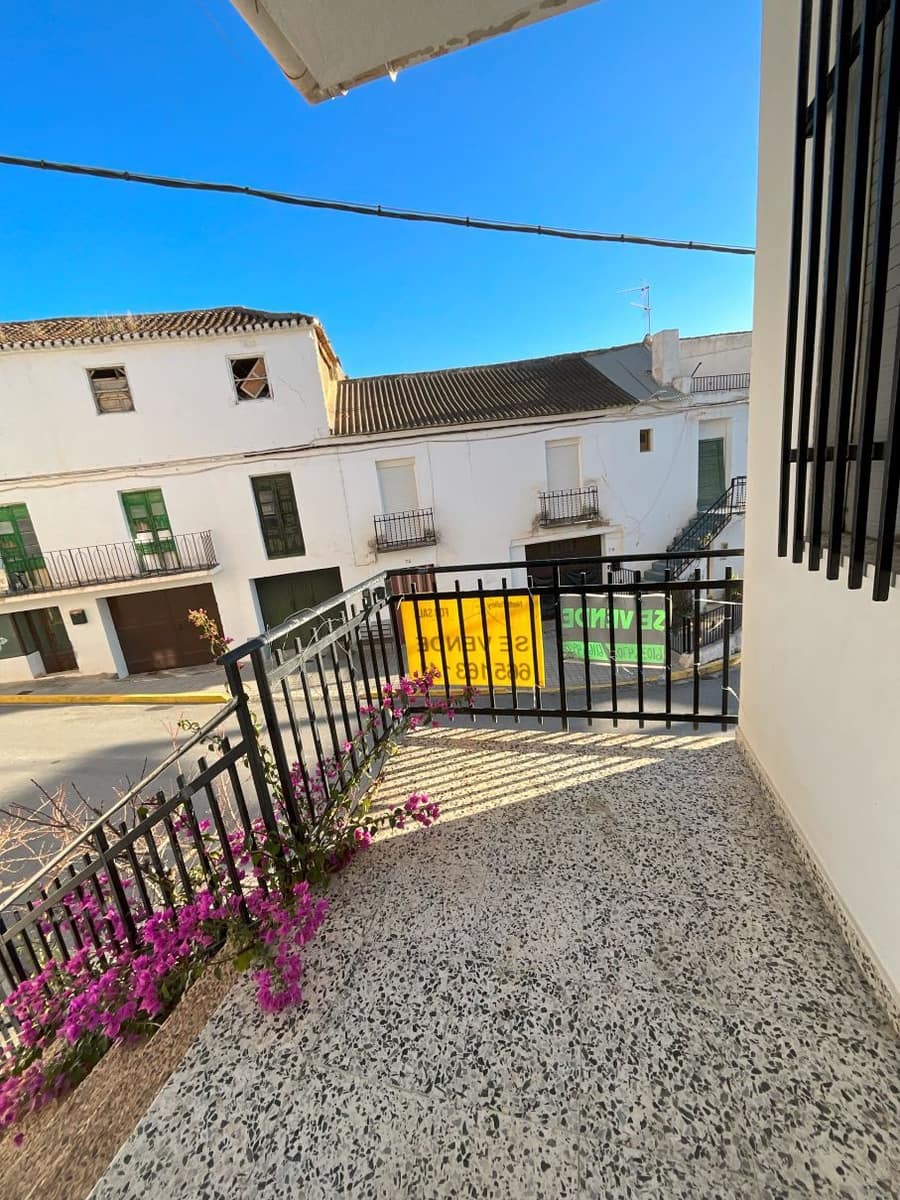 3 sovrum Hus till salu i Albunuelas med garage - 120 000 € (Ref: 9588079)