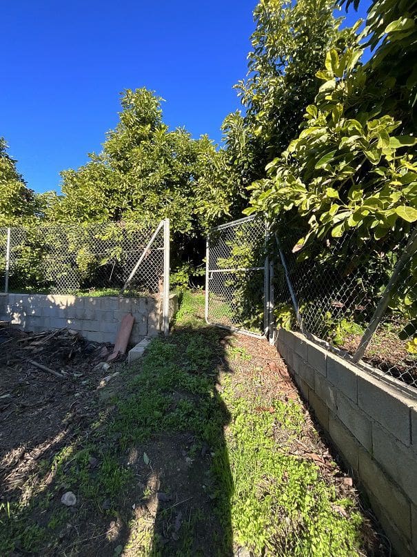 Rakentamaton maa myytävänä paikassa Beznar - 42 000 € (Ref: 9588085)