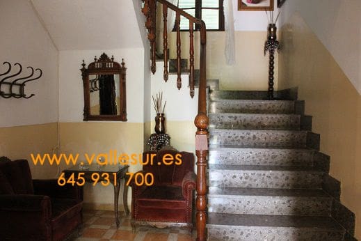 7 Zimmer Haus zu verkaufen in Restabal mit Garage - 450.000 € (Ref: 9615221)