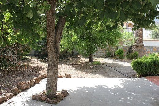 7 Zimmer Haus zu verkaufen in Restabal mit Garage - 450.000 € (Ref: 9615221)