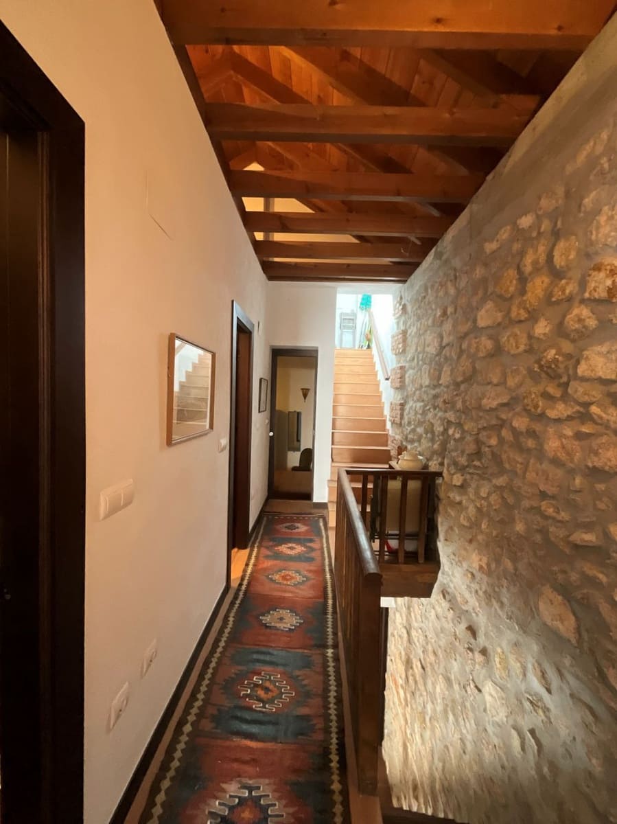 Casa de 2 habitaciones en Albuñuelas en venta - 110.000 € (Ref: 9698124)