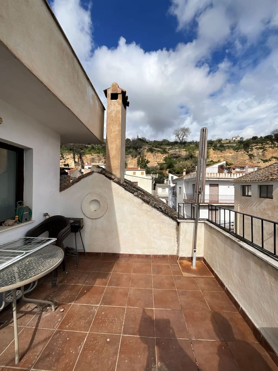 Casa de 2 habitaciones en Albuñuelas en venta - 110.000 € (Ref: 9698124)