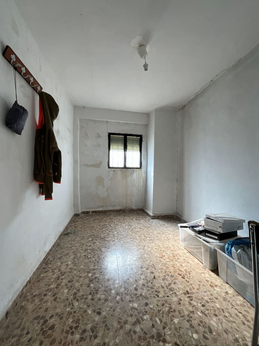 4 quarto Casa em Banda para venda em Albunuelas - 54 900 € (Ref: 9698125)