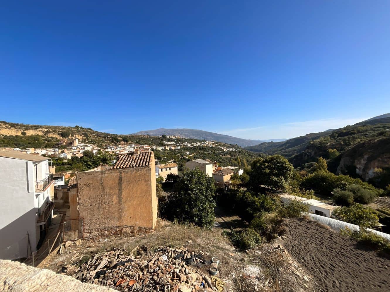 4 quarto Casa em Banda para venda em Albunuelas - 54 900 € (Ref: 9698125)