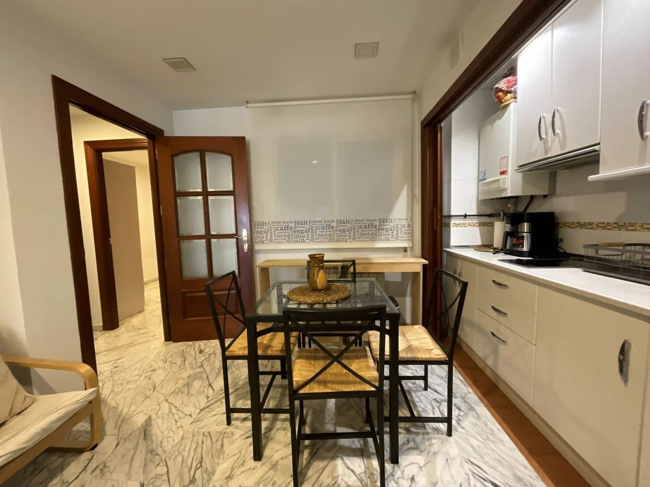 2 bedroom Flat for rent in Granada city - € 750 (Ref: 9761778)