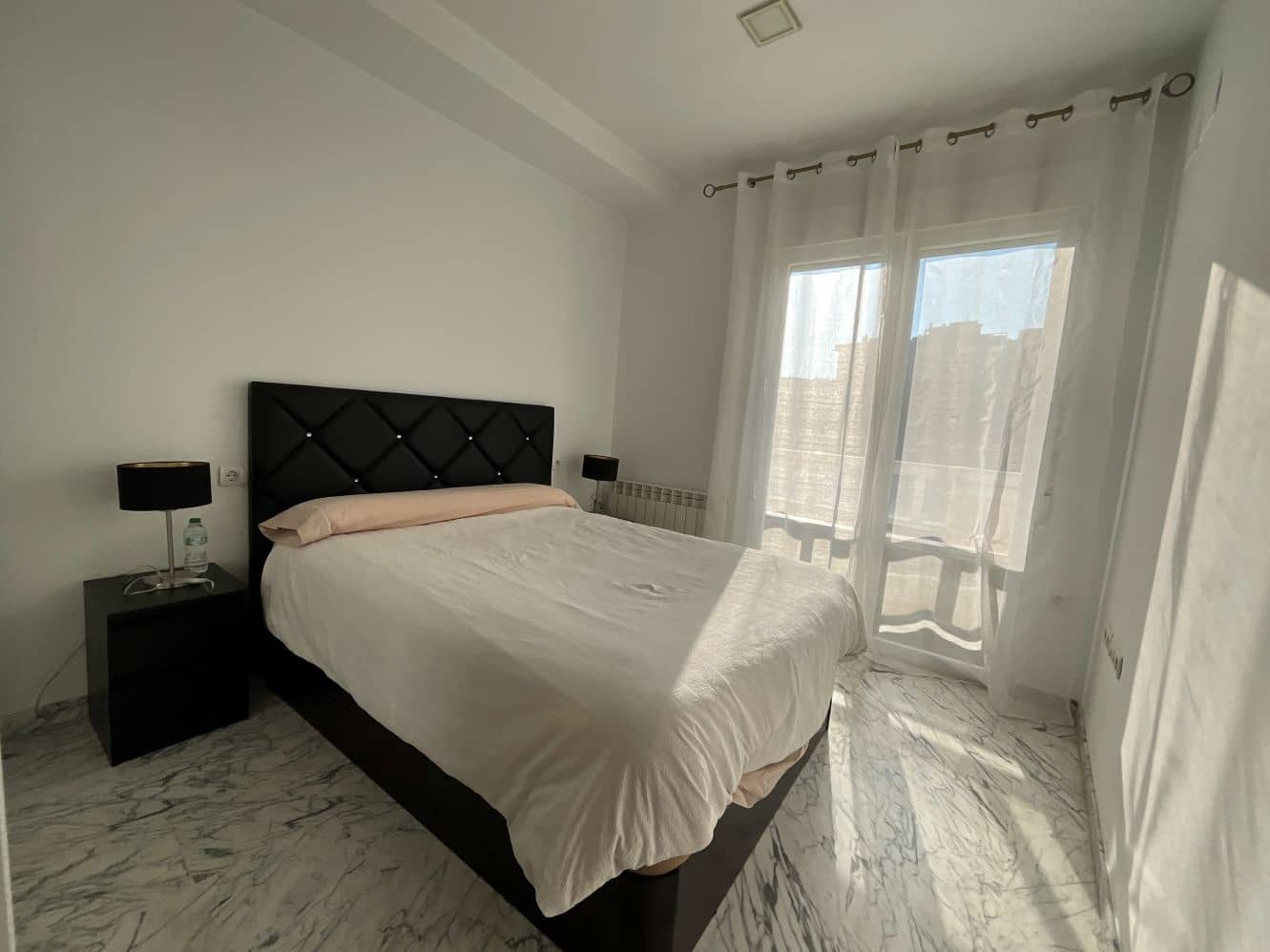 2 bedroom Flat for rent in Granada city - € 750 (Ref: 9761778)