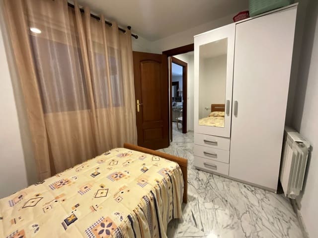 2 sovrum Lägenhet att hyra i Granada stad - 750 € (Ref: 9761778)